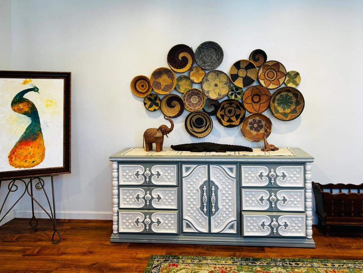 Experience Nirvana With Artwork Collections From Around The Globe Located In Lakewood Neighborhood In Se Boise Next To A Park, Minutes From Bown Crossing And The Boise River, 10 Minutes To Downtown, 4 Beds, Sleeps 8, Pets Welcome In Large Fenced In Y Екстер'єр фото